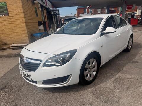 Vauxhall Insignia Hatchback 2.0 CDTi ecoFLEX Tech Line Euro 5 (s/s) 5dr