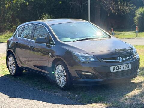Vauxhall Astra Hatchback 1.4 16v Excite Euro 5 5dr