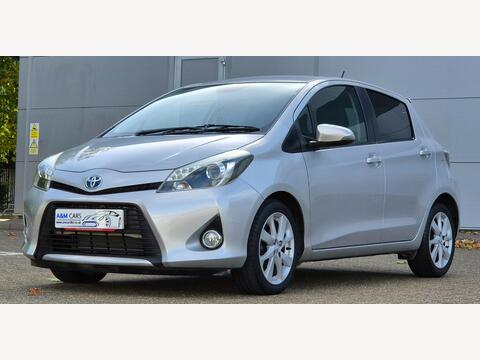 Toyota Yaris Hatchback 1.5 VVT-h T Spirit CVT Euro 5 5dr