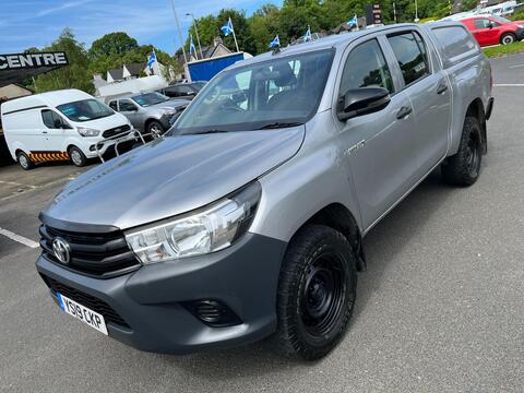 Toyota Hilux Pickup 2.4 D-4D Active 4WD Euro 6 4dr (3.5t)