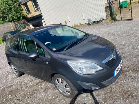 Vauxhall Meriva MPV 1.3 CDTi 16V Exclusiv Euro 5 5dr