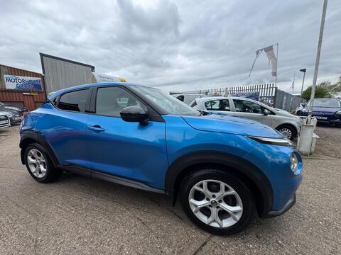 Nissan Juke SUV 1.0 DIG-T N-Connecta Euro 6 (s/s) 5dr