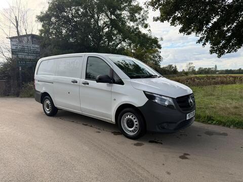 Mercedes-Benz Vito Panel Van 2.0 114 CDI Progressive G-Tronic RWD L2 Euro 6 (s/s) 5dr (LWB)