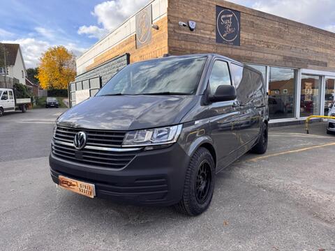 Volkswagen Transporter Panel Van 2.0 TDI T32 Startline FWD LWB Euro 6 (s/s) 5dr