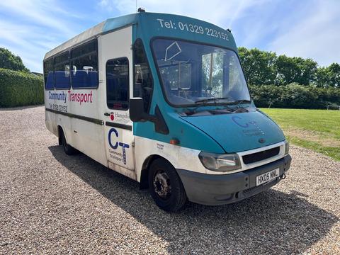 Ford Transit Luton 2.4 TD 350 RWD L4 H3 3dr