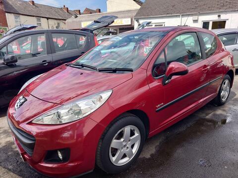 Peugeot 207 Hatchback 1.4 Verve Euro 5 3dr