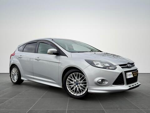 Ford Focus Hatchback 1.6 TDCi Zetec S Euro 5 (s/s) 5dr