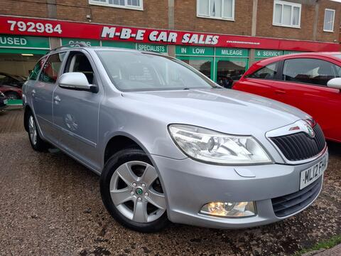 Skoda Octavia Estate 1.6 TDI Elegance Euro 5 5dr