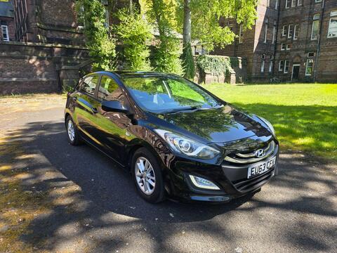 Hyundai i30 Hatchback 1.6 CRDi Blue Drive Active Euro 5 (s/s) 5dr