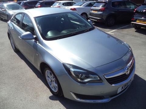 Vauxhall Insignia Hatchback 2.0 CDTi ecoFLEX Design Euro 5 (s/s) 5dr