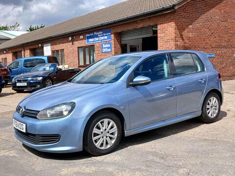 Volkswagen Golf Hatchback 1.6 TDI BlueMotion Euro 5 (s/s) 5dr