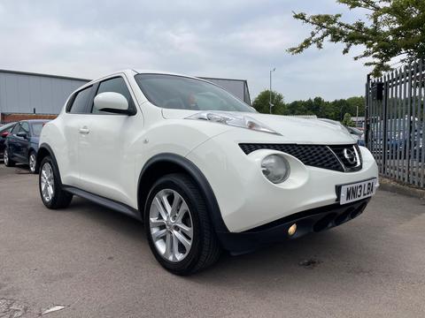 Nissan Juke SUV 1.6 Acenta Premium CVT Euro 5 5dr