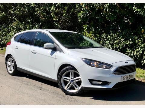 Ford Focus Hatchback 1.0T EcoBoost Titanium Euro 6 (s/s) 5dr