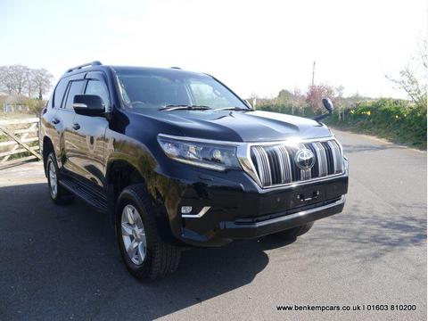 Toyota Land Cruiser SUV 2.8D Invincible Auto 4WD Euro 6 (s/s) 5dr (7 Seat)