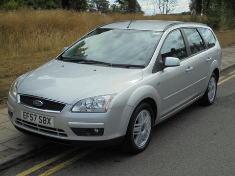 Ford Focus Estate 2.0 Ghia 5dr