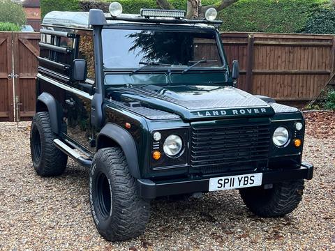 Land Rover Defender 90 SUV 2.4 TDCi County 4WD SWB Euro 4 3dr