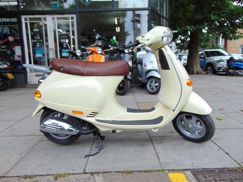 Piaggio ET2 Moped 50