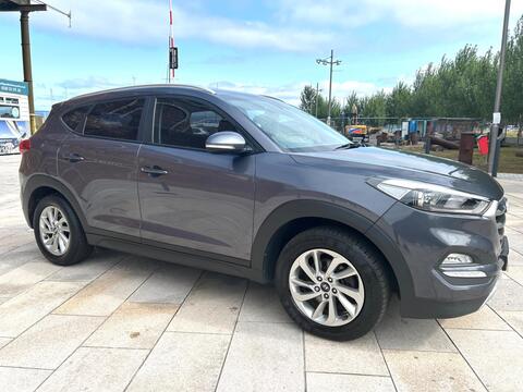Hyundai TUCSON SUV 2.0 CRDi Blue Drive SE Nav Euro 6 (s/s) 5dr