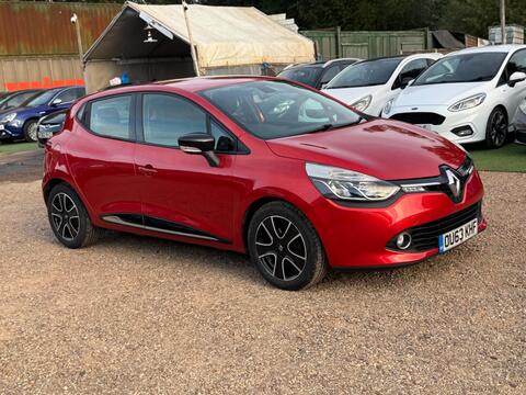 Renault Clio Hatchback 1.2 16V Dynamique MediaNav Euro 5 5dr