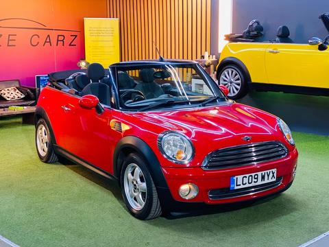 MINI Convertible Convertible 1.6 Cooper Auto Euro 4 2dr