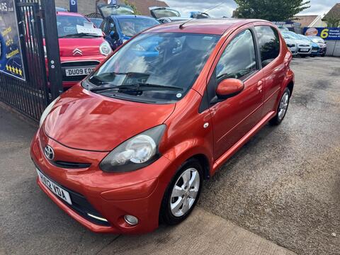 Toyota AYGO Hatchback 1.0 VVT-i Fire Euro 5 5dr