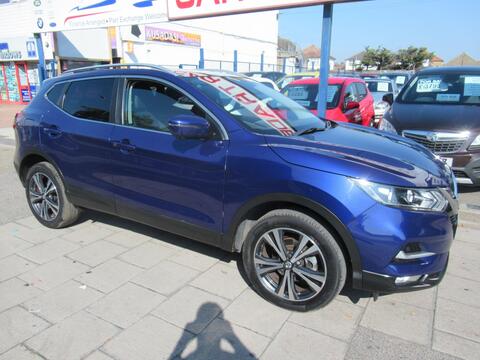 Nissan Qashqai SUV 1.2 DIG-T N-Connecta Euro 6 (s/s) 5dr