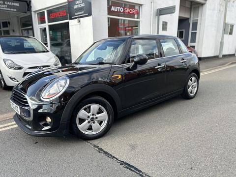 MINI Hatch Hatchback 1.5 Cooper D Euro 6 (s/s) 5dr