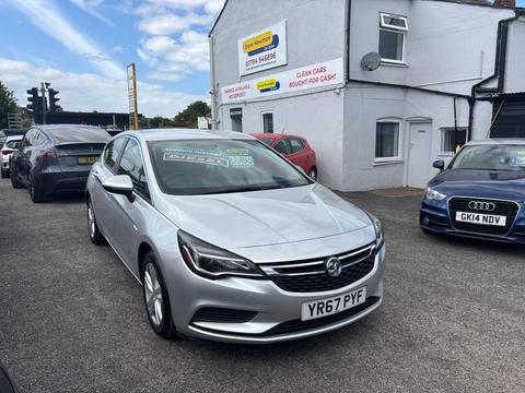 Vauxhall Astra Hatchback 1.6 CDTi ecoFLEX Tech Line Euro 6 (s/s) 5dr