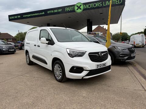 Vauxhall Combo Panel Van 1.5 Turbo D 2300 Sportive L2 H1 Euro 6 4dr