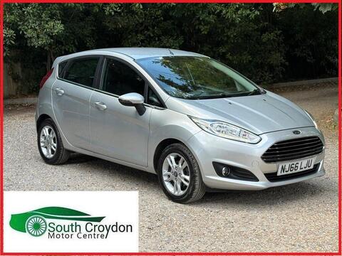Ford Fiesta Hatchback 1.25 Zetec Euro 6 5dr