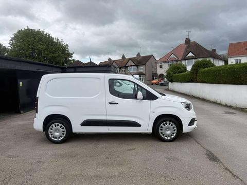 Vauxhall Combo Panel Van 1.5 Turbo D 2300 Sportive L1 H1 Euro 6 4dr