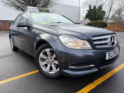 Mercedes-Benz C Class Saloon 1.6 C180 BlueEfficiency Executive SE G-Tronic+ Euro 5 (s/s) 4dr