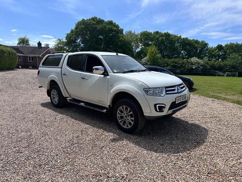 Mitsubishi L200 Pickup 2.5 DI-D Barbarian Auto 4WD Euro 5 4dr (LB)