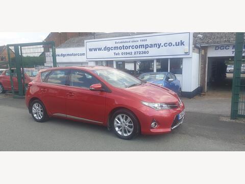 Toyota Auris Hatchback 1.33 Dual VVT-i Icon Euro 5 (s/s) 5dr