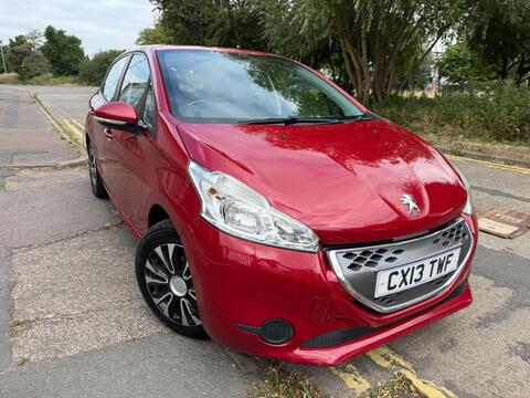 Peugeot 208 Hatchback 1.4 e-HDi Access+ EGC Euro 5 (s/s) 5dr