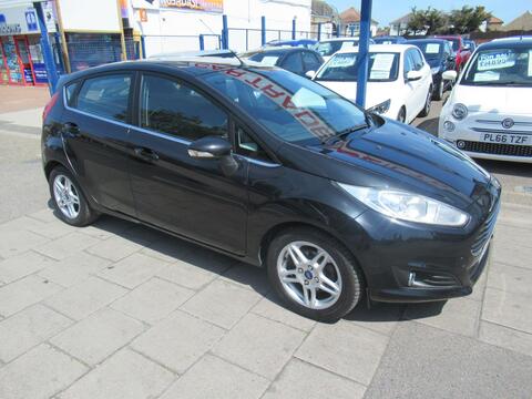 Ford Fiesta Hatchback 1.0T EcoBoost Zetec Euro 5 (s/s) 5dr