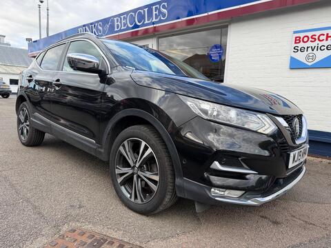 Nissan Qashqai SUV 1.3 DIG-T N-Connecta Euro 6 (s/s) 5dr