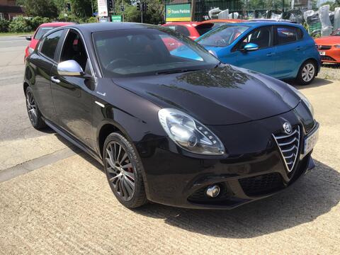 Alfa Romeo Giulietta Hatchback 2.0 JTDM-2 Sportiva Nav Euro 5 (s/s) 5dr