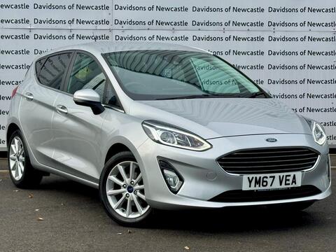 Ford Fiesta Hatchback 1.0T EcoBoost Titanium Euro 6 (s/s) 5dr