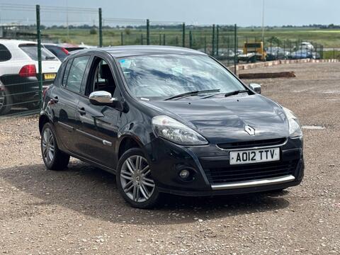 Renault Clio Hatchback 1.2 Dynamique TomTom Euro 5 5dr