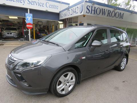 Vauxhall Zafira Tourer MPV 1.4T 16V Exclusiv Euro 5 5dr