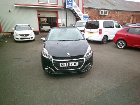 Peugeot 208 Hatchback 1.2 PureTech Tech Edition Euro 6 (s/s) 5dr