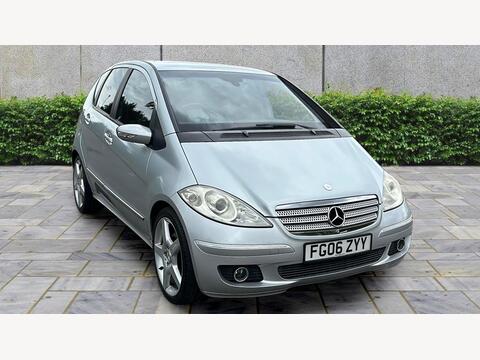 Mercedes-Benz A Class Hatchback 2.0 A200 Turbo CVT 5dr