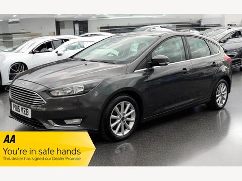 Ford Focus Hatchback 1.0T EcoBoost Titanium Euro 6 (s/s) 5dr