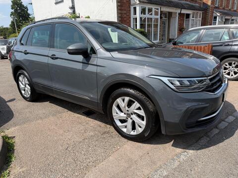 Volkswagen Tiguan SUV 1.5 TSI Life Euro 6 (s/s) 5dr