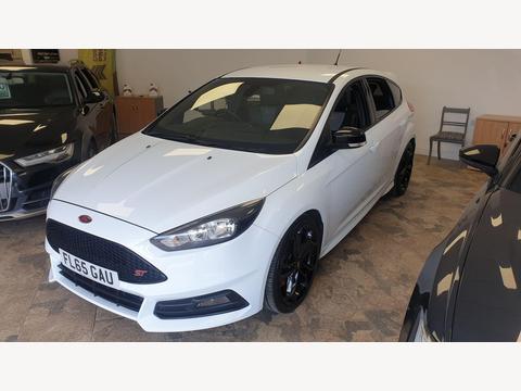 Ford Focus Hatchback 2.0T EcoBoost ST-2 Euro 6 (s/s) 5dr