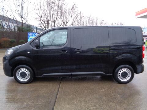 Peugeot Expert Panel Van 2.0 BlueHDi 1400 Professional Standard Panel Van MWB Euro 6 (s/s) 6dr