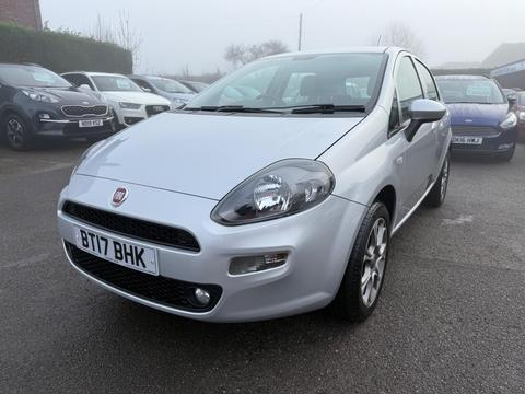 Fiat Punto Hatchback 1.4 Easy + Euro 6 (s/s) 5dr
