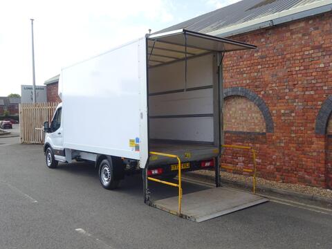 Ford Transit Luton 2.0 350 EcoBlue Leader FWD L4 Euro 6 (s/s) 3dr