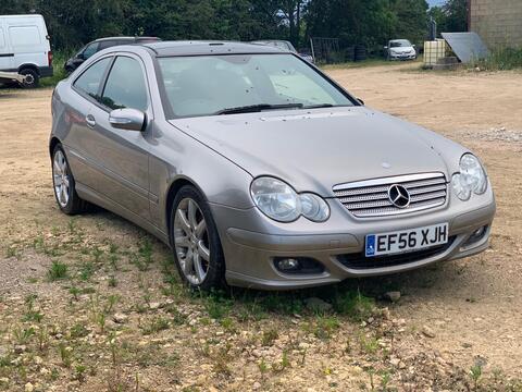 Mercedes-Benz C Class Coupe 2.1 C220 CDI SE 2dr
